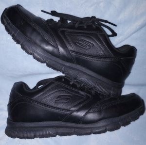 Sketchers Work Black Slip Resistant Shoes Sneakers Men's 8 Women's 9